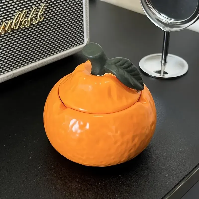 Cendrier créatif en céramique orange avec couvercle, joli pot décoratif multifonctionnel orange irrégulier