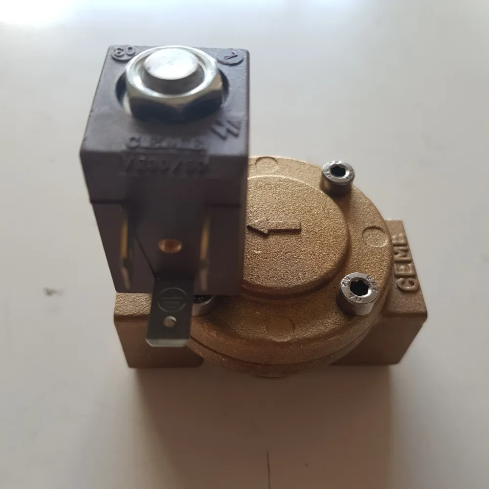3/8 "24 V (8513) Valve d'électrov à membrane Ø 12 mm avant