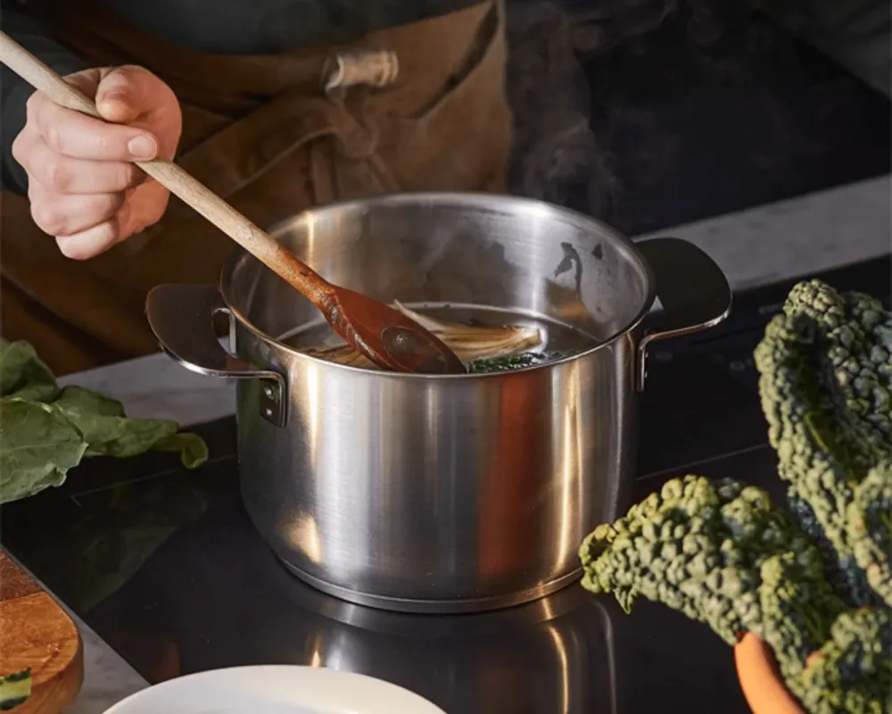 Cocotte tout acier avec couvercle, 3 l par Fiskars