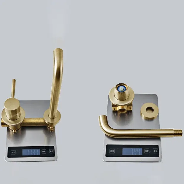 Garniture de robinet de baignoire à bec de baignoire à fixation murale en bronze à poignées doubles Clearhalo
