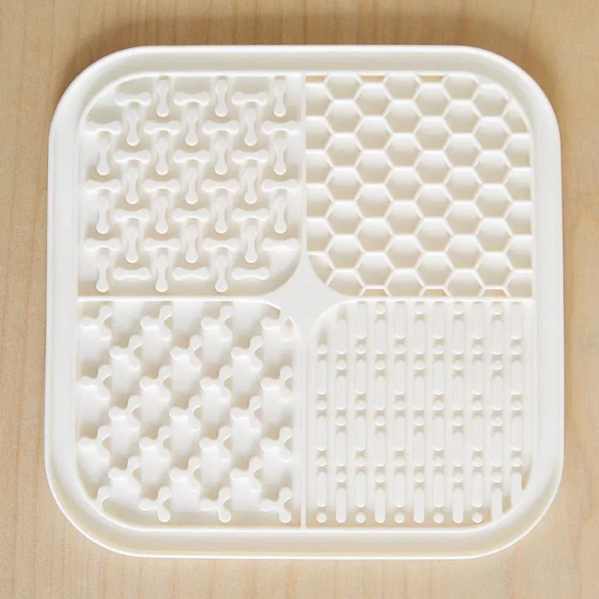 Tapis à Léchage Pour Chien – Crème Furlou