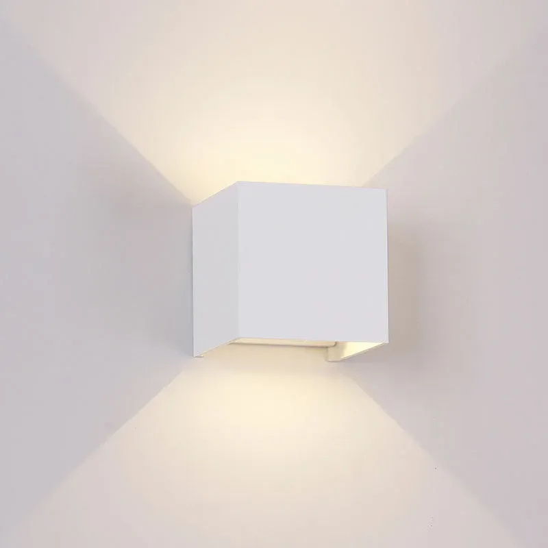 Applique DAVOS blanche dimmable 2700k pm Mantra 8600