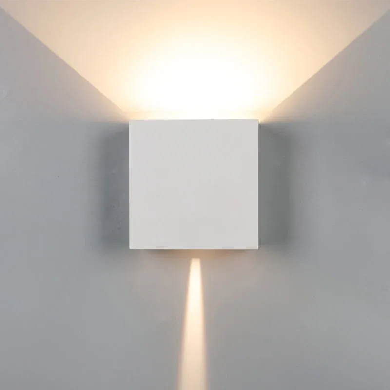 Applique extérieure DAVOS XL blanche dimmable 2700k Mantra 8610