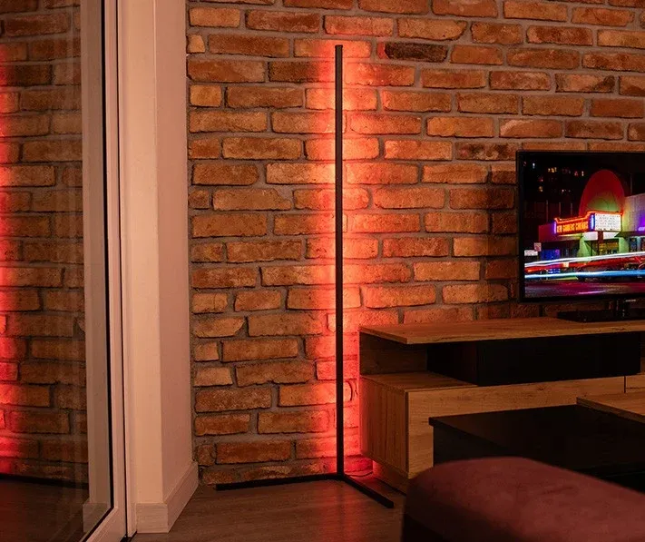 Lampe d'angle intelligente RGB - 140 cm - TUYA