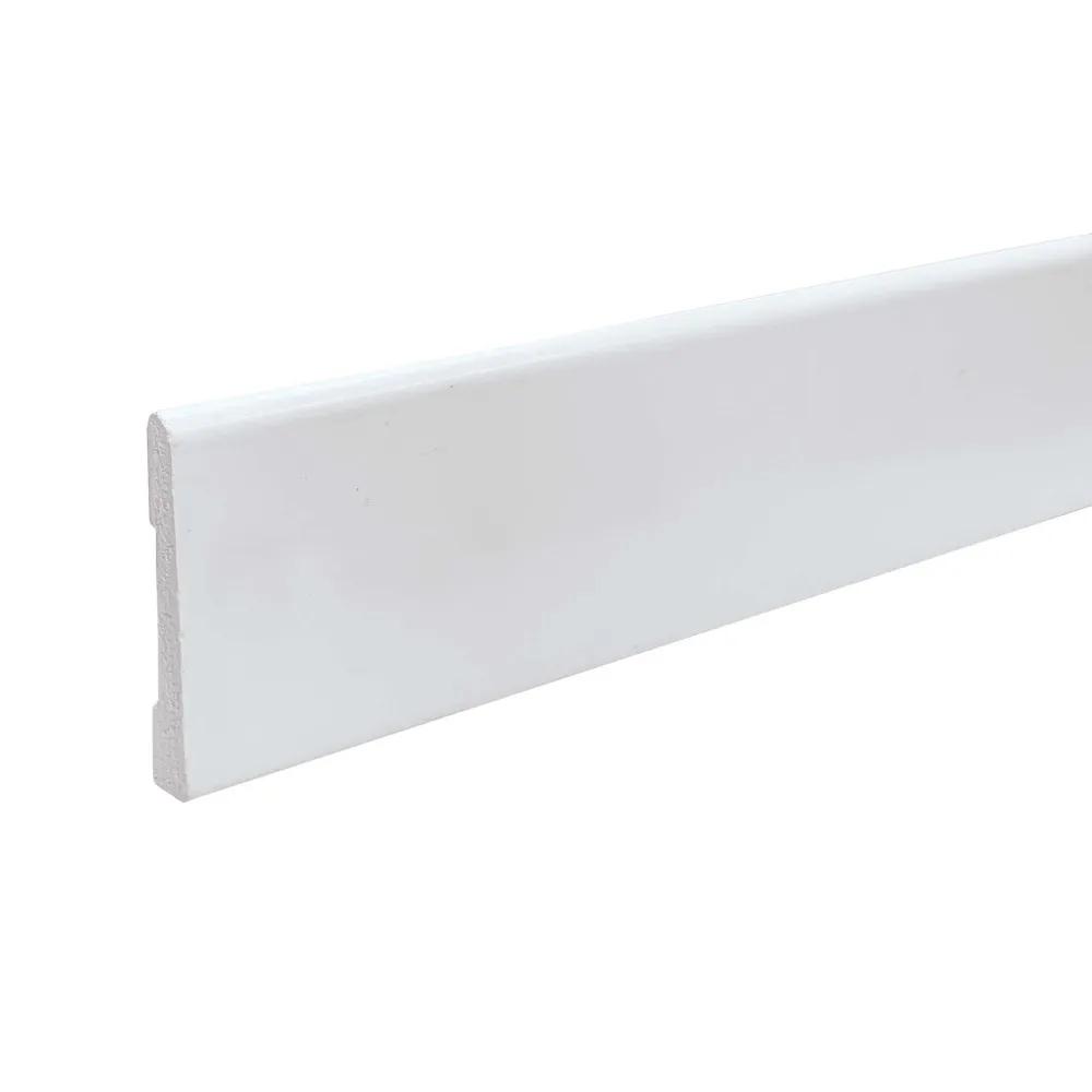 Cadrage de boîtier biseauté en VINYLE blanc de 3/8'' x 2-1/8'' x 7'