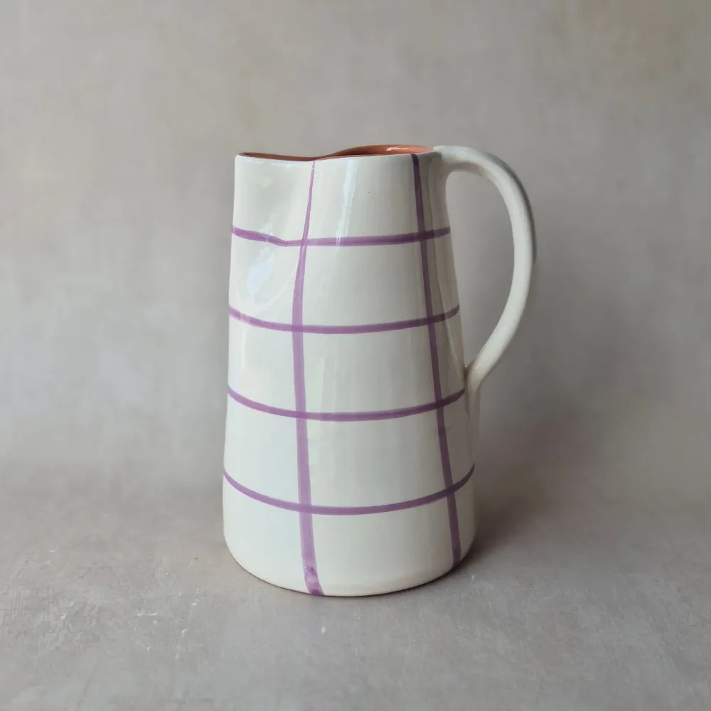Maxi pichet 1,5 l à carreaux violet