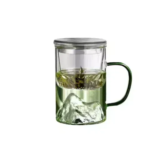 Mug en verre avec infuseur et relief montagneux (500 ml)