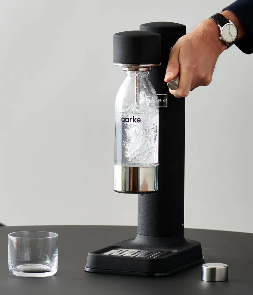 Petite bouteille d'eau en PET