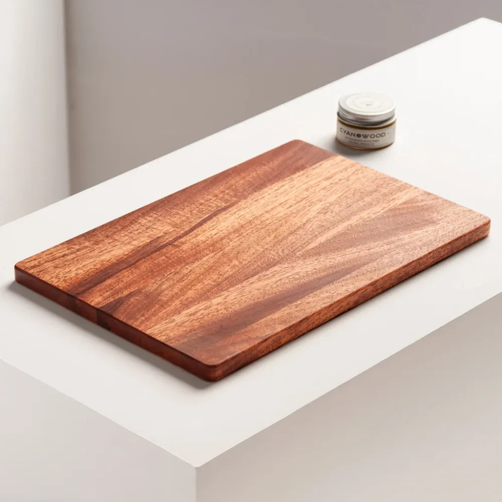 Planche à découper en bois d'acajou - Forme rectangulaire