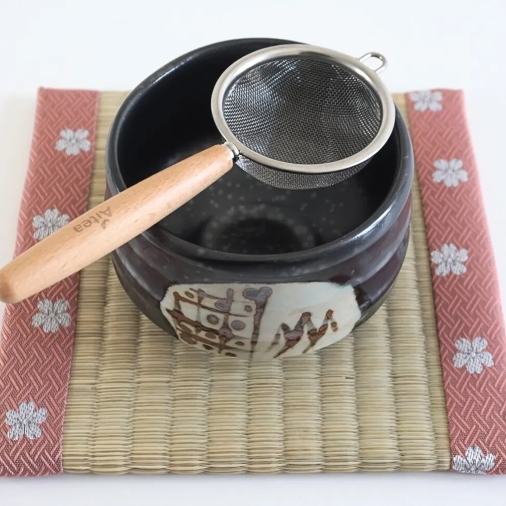 Tamis à matcha