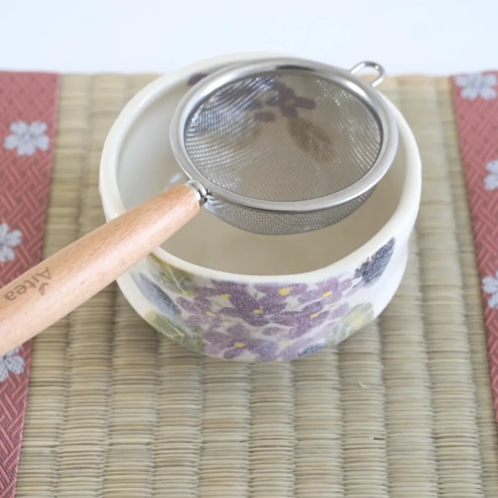 Tamis à matcha