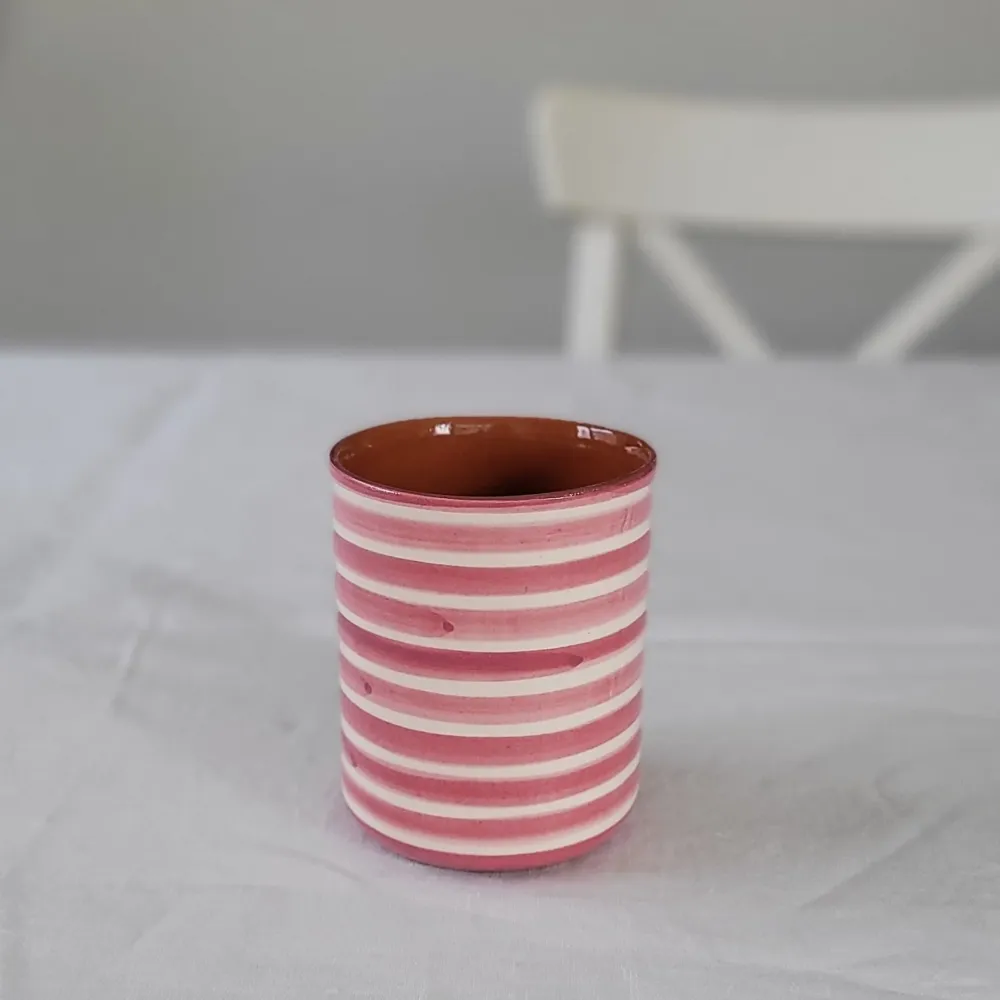 Tasse à café cerclée rose
