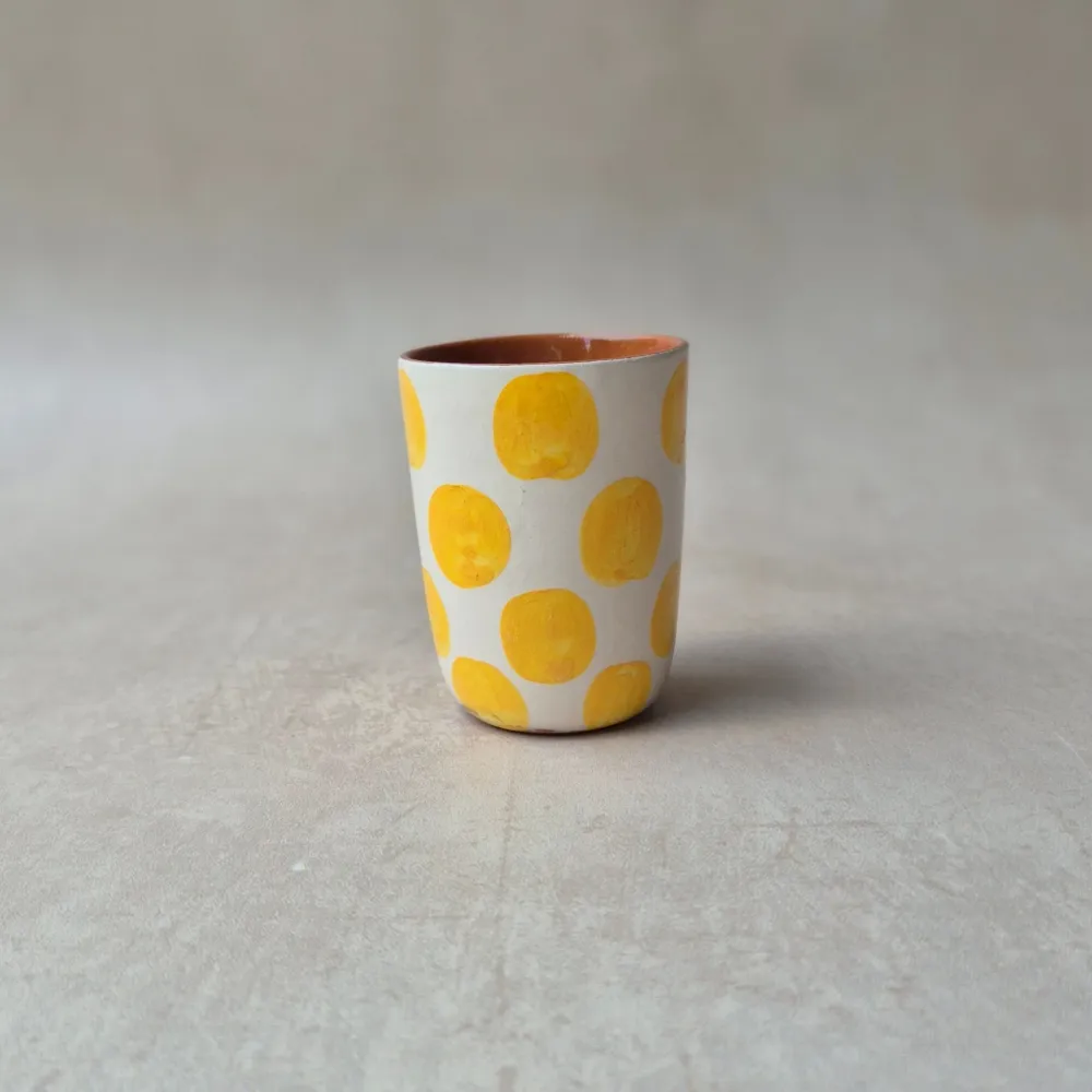 Tasse à expresso à pois jaune