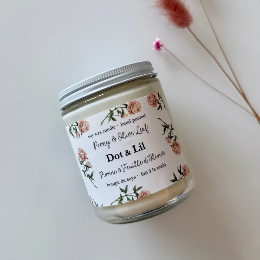 bougie pivoine et feuille d'olivier Dot & Lil