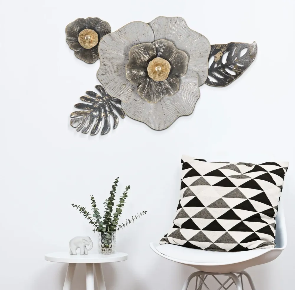Panneau métallique 3D à motif floral et de feuilles – Décoration murale élégante Mauro Ferretti