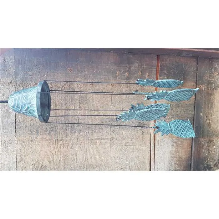 CARILLON AVEC DES ANANAS Oase Living Water