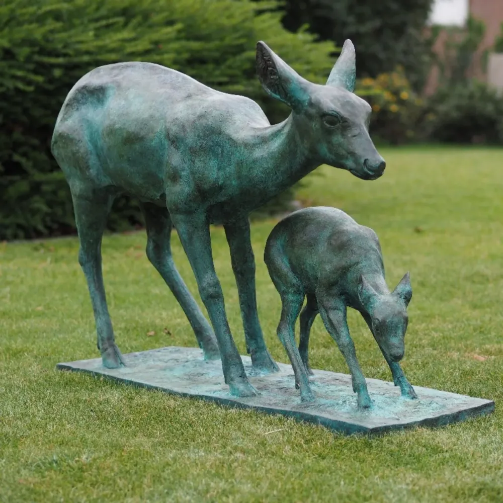 Statue en bronze Cerf avec bébé 80x35x115cm (HxLxL) Thermobrass