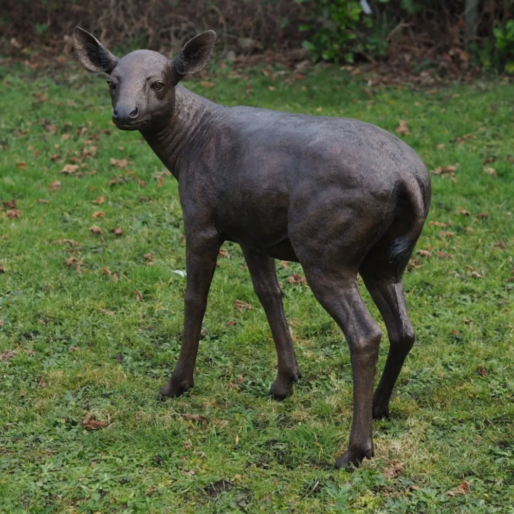 Statue en bronze Cerf femelle 92x46x102cm (HxLxL) Thermobrass