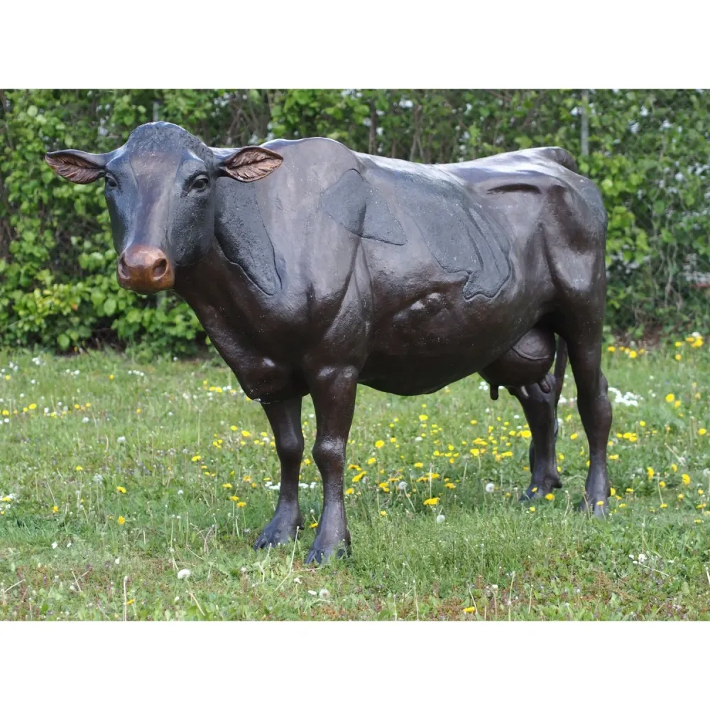 Statue en bronze Grande vache 152x71x260cm (HxLxL) Thermobrass