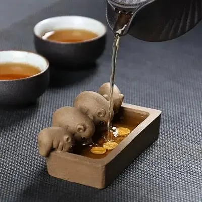 Accessoires de décoration en argile violette Tea Pet