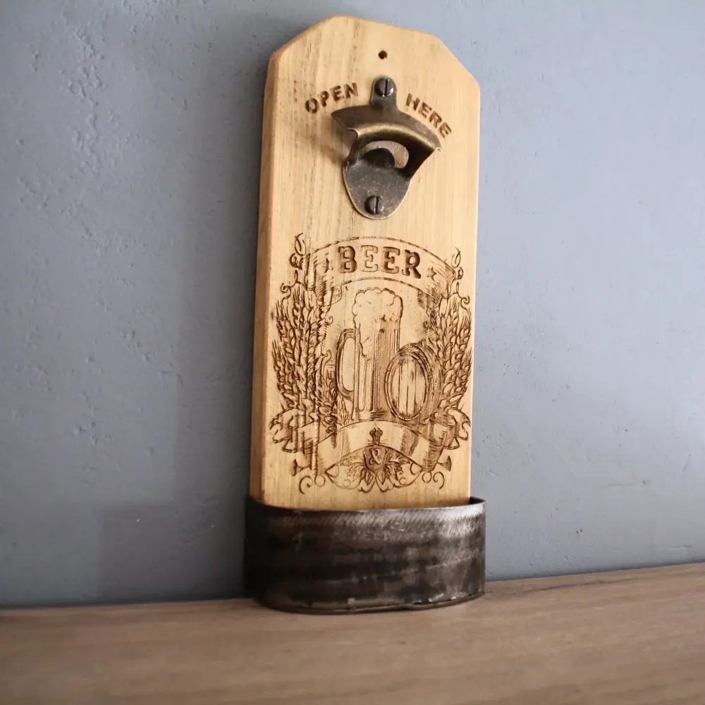 Décapsuleur mural bois Beer Atelierecup06