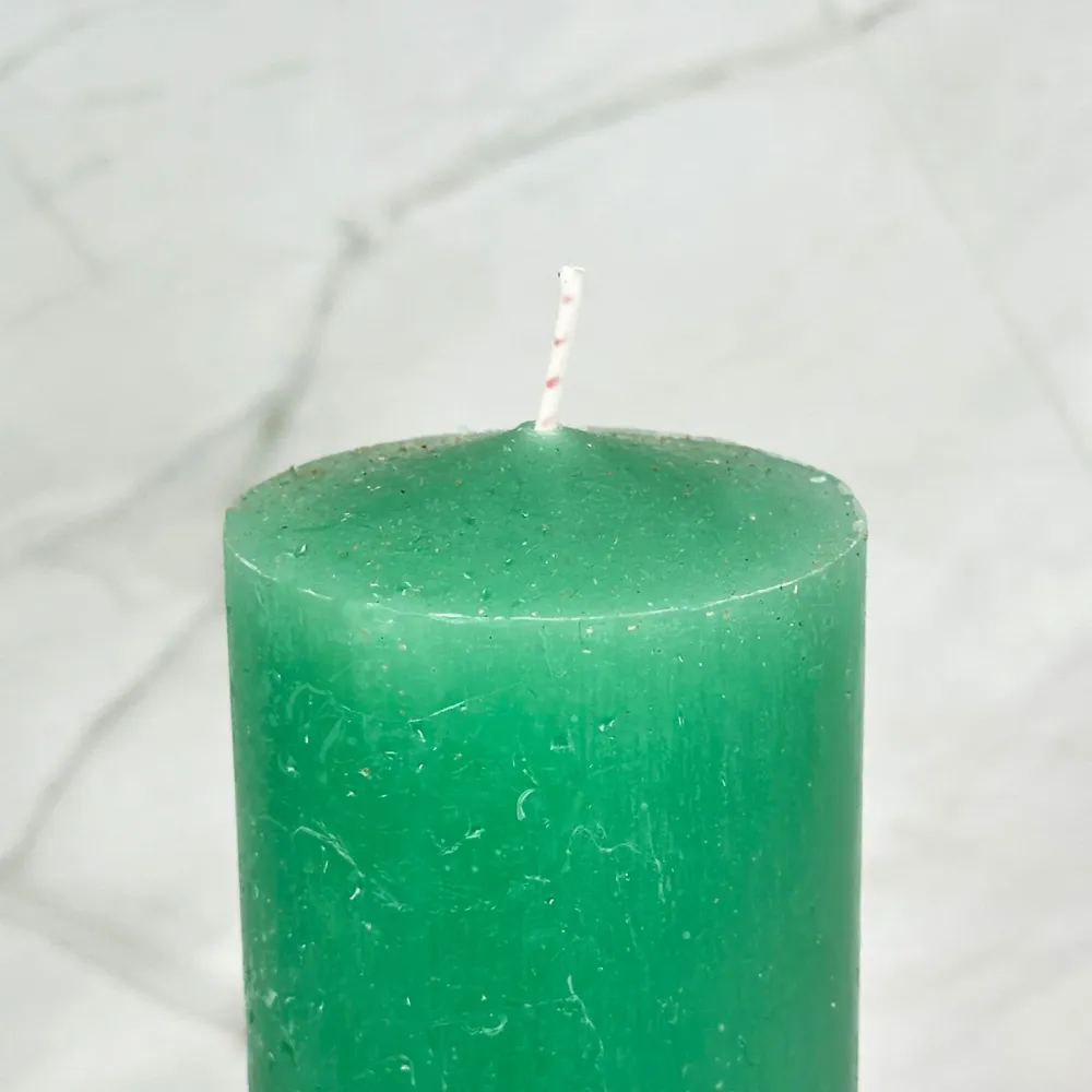 Bougie teintée masse verte