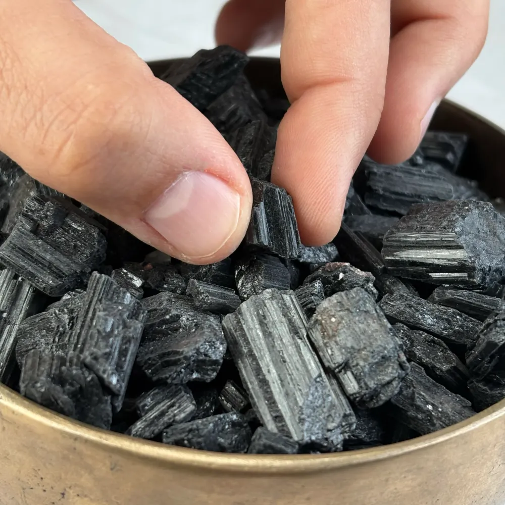 Éclats bruts de Tourmaline Noire