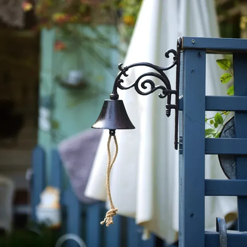 Cloche à main européenne rétro en fer, décoration murale de jardin en fonte, sonnette murale, décoration de jardinage