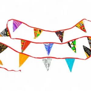 Drapeaux / guirlandes / fanions en tissu imprimé africain - Ruban rouge - 5 mètres