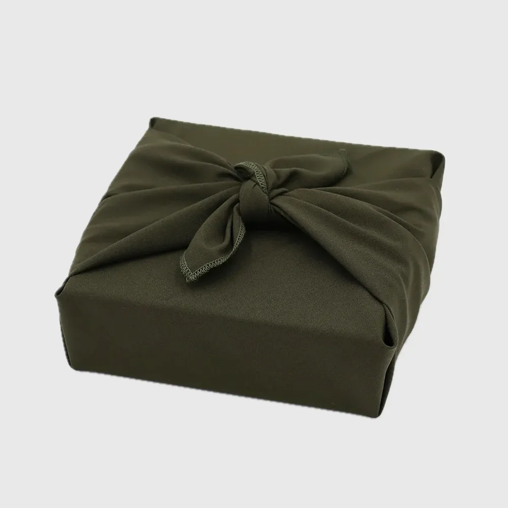 Emballage cadeau Furoshiki - petit Carreaux noir & rouge