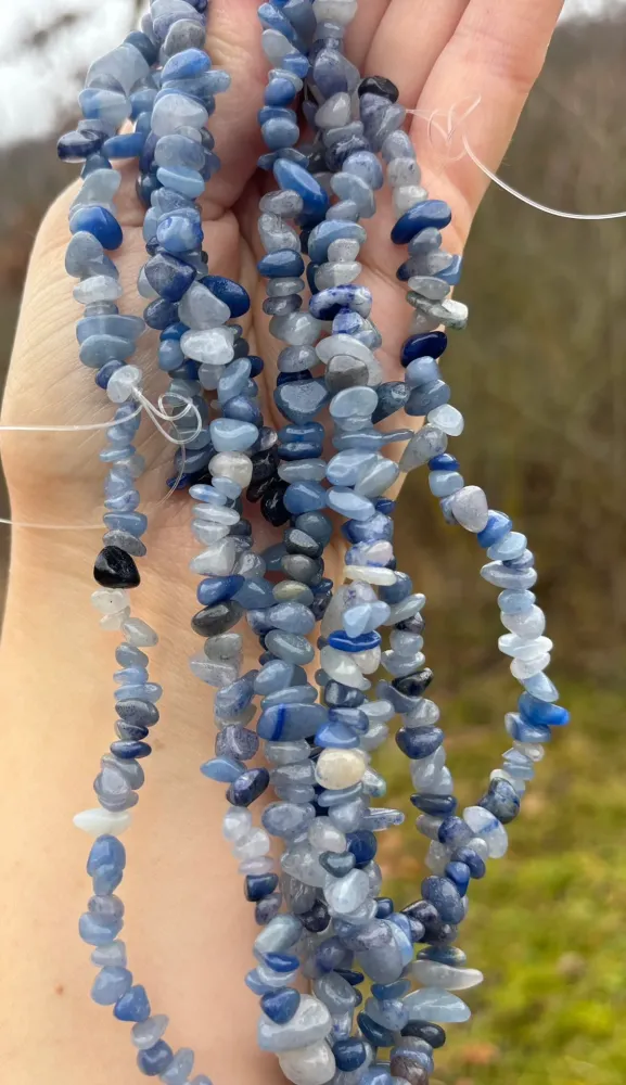 Perles en aventurine bleue, forme chips