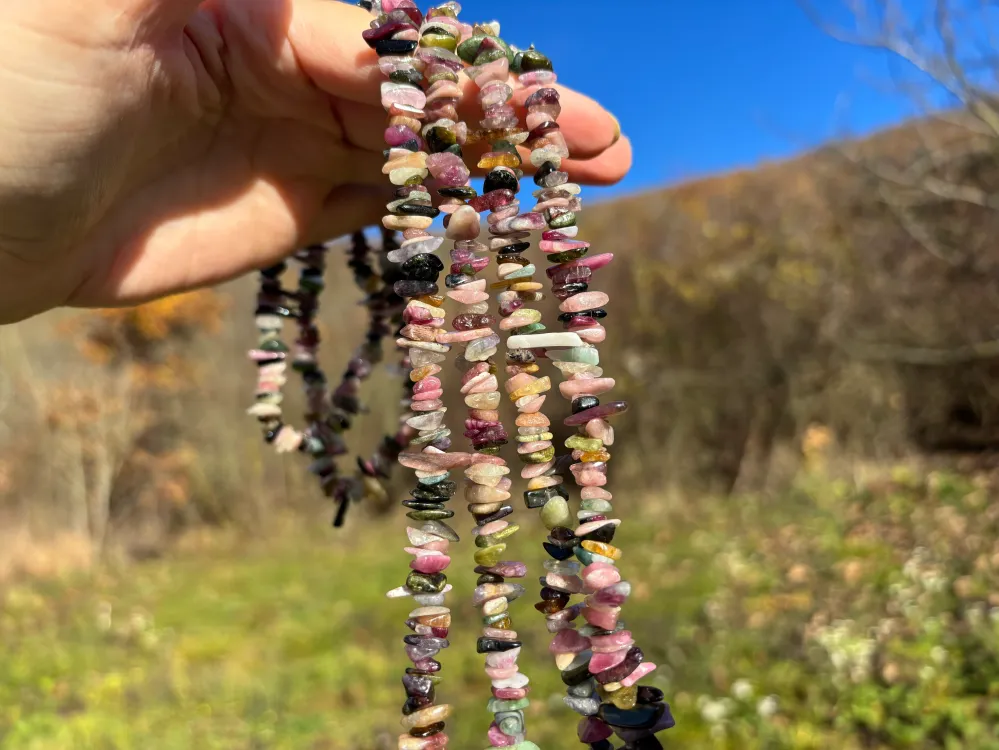 Perles en tourmaline multicolore, forme chips