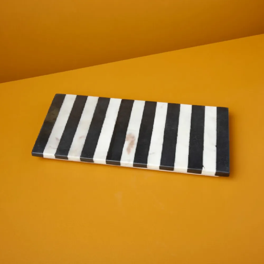 PLANCHE EN MARBRE RAYEE
