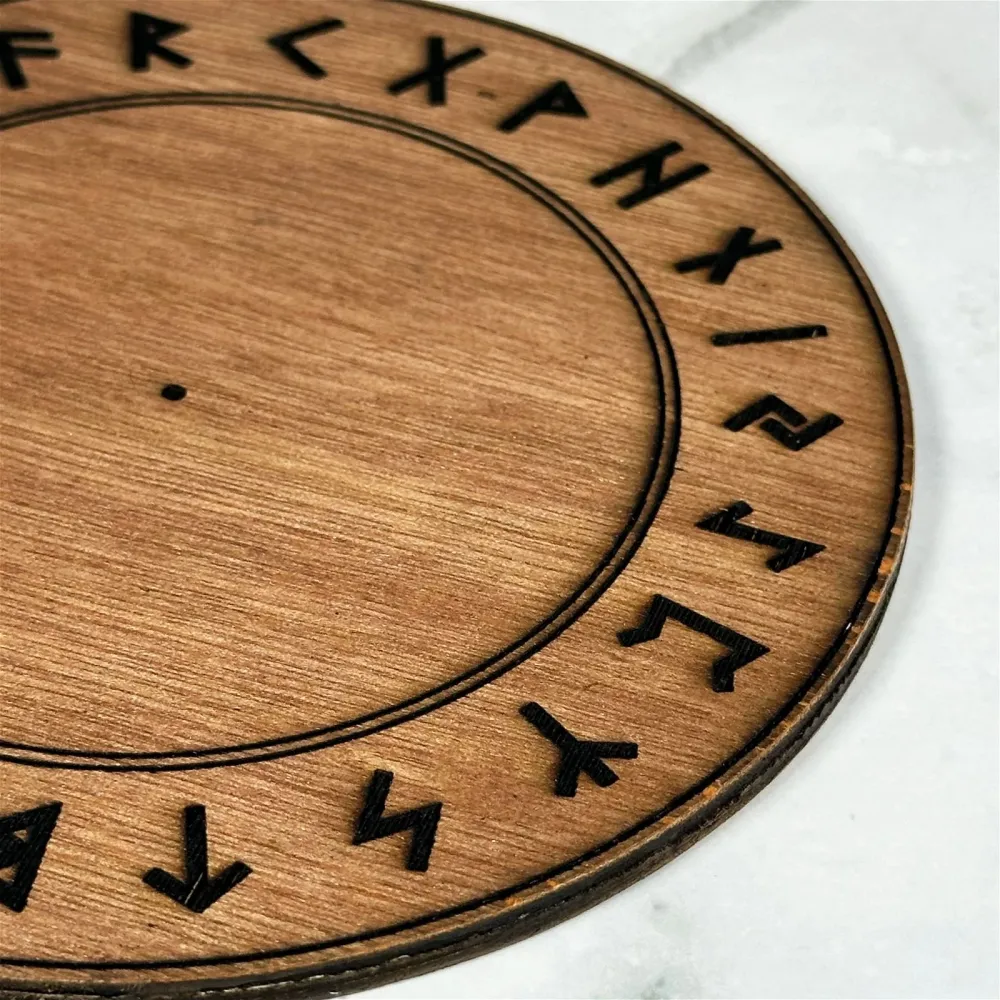 Plaque de pendule Futhark
