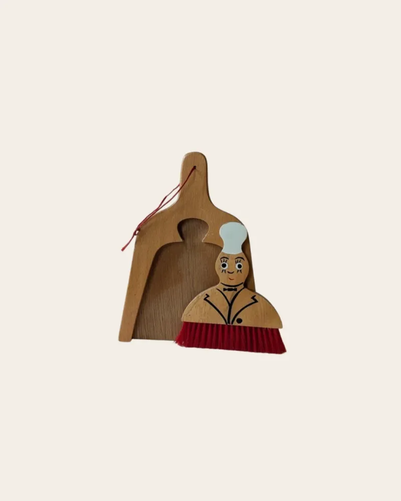 RAMASSE-MIETTE