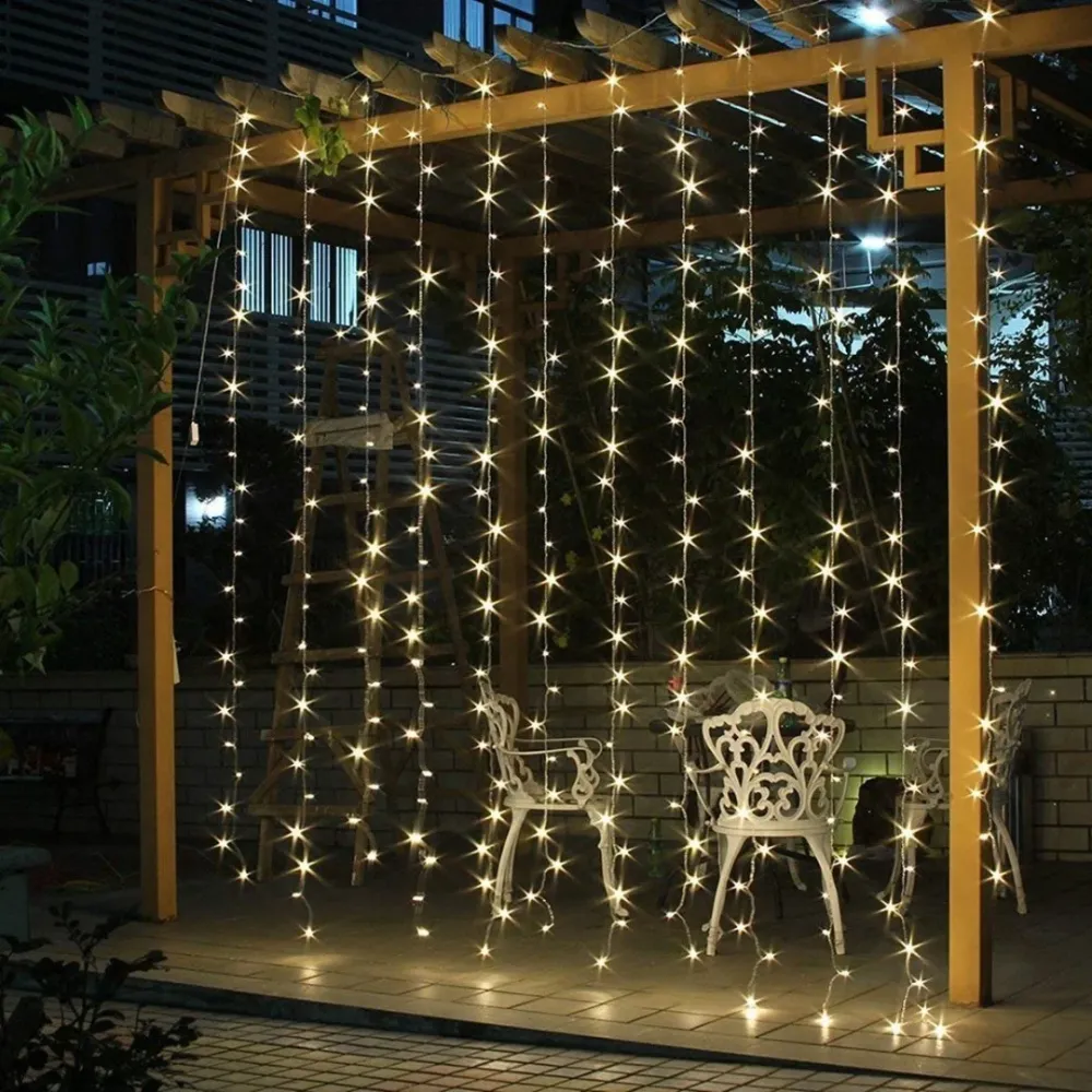 Rideau de Noël LED - 3 x 3 mètres - blanc chaud - 300 LED