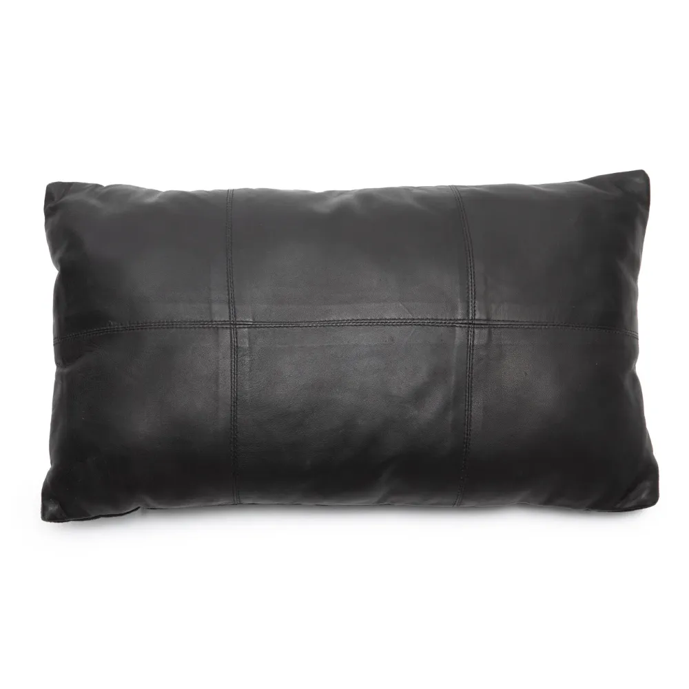 SIX PANEL Housse de coussin en Cuir Noir 30x50