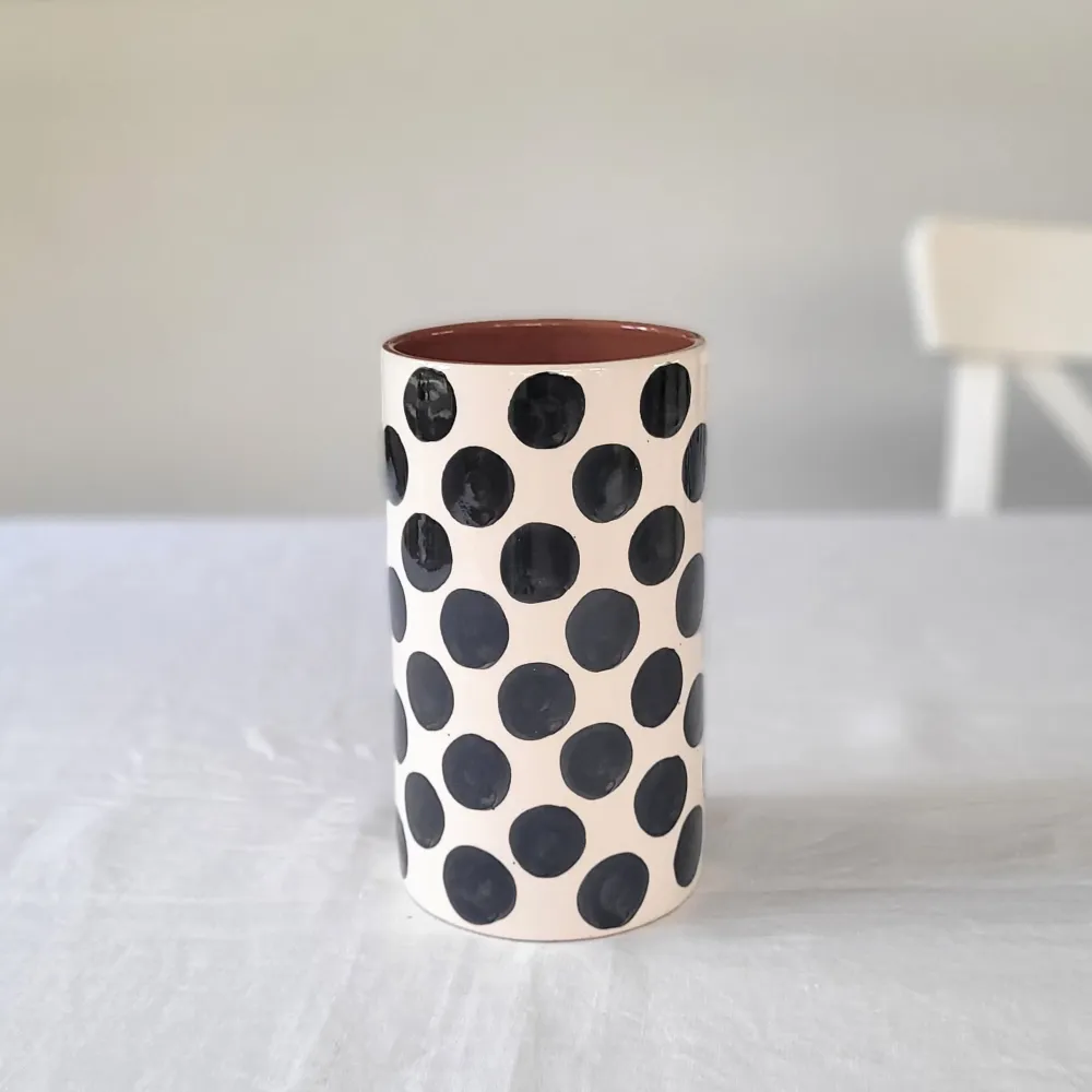 Vase droit pois noir