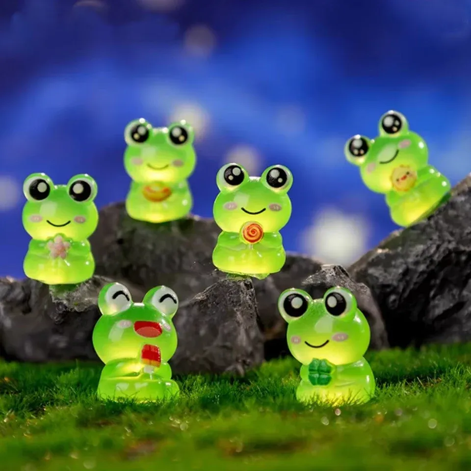 Lot de 6 figurines grenouille
