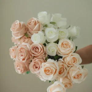 BOUQUET DE 9 ROSES ARTIFICIELLES White Eucalypt Co.