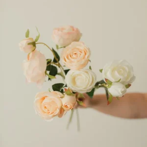 ROSE ITALIENNE ARTIFICIELLE White Eucalypt Co.