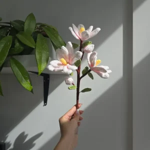 BRANCHE DE MAGNOLIA made with april