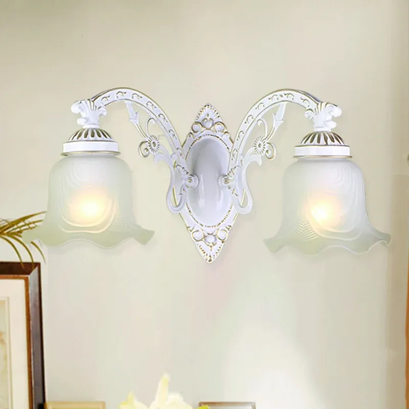 Applique festonnée noire/blanche, abat-jour rétro en verre givré, applique murale de salle à manger à 1/2 lumières avec br...