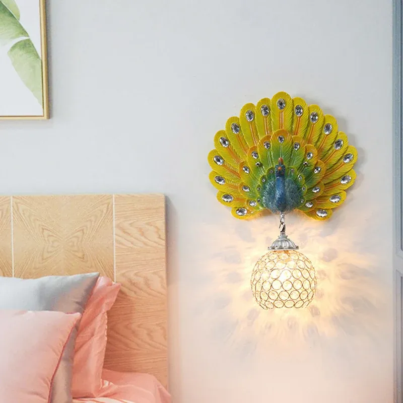 Applique Globe en cristal, luminaire mural traditionnel à 1 lumière pour chambre à coucher, avec plaque arrière paon bleu/...