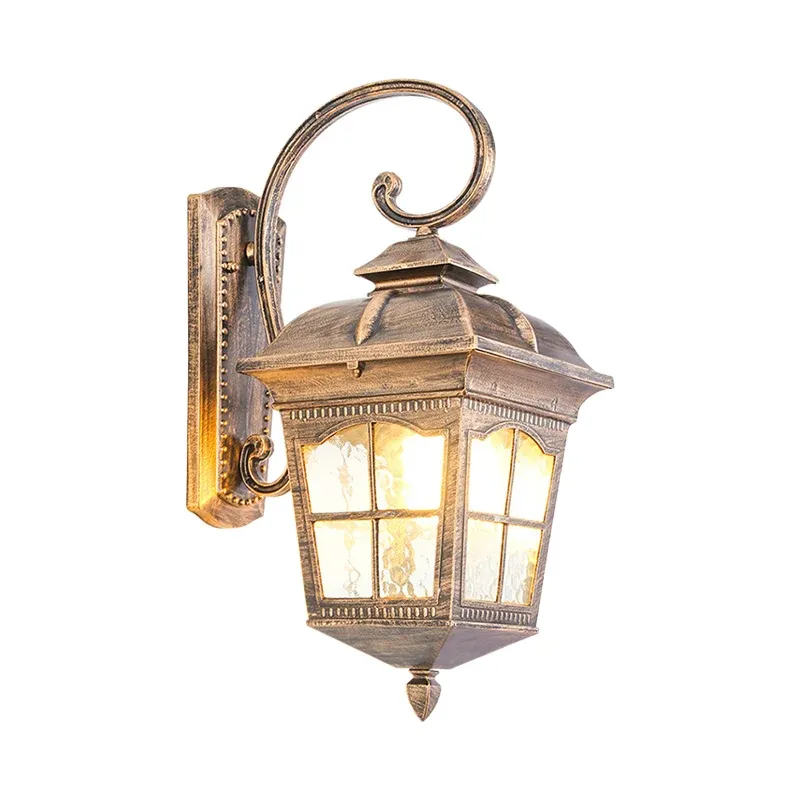 Lantern Yard Éclairage mural classique en verre ondulé transparent à 1 ampoule en bronze Clearhalo