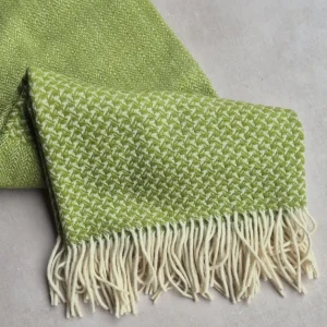 Couverture en laine tissée à la main (Nuage d'hirondelle, Vert êt)