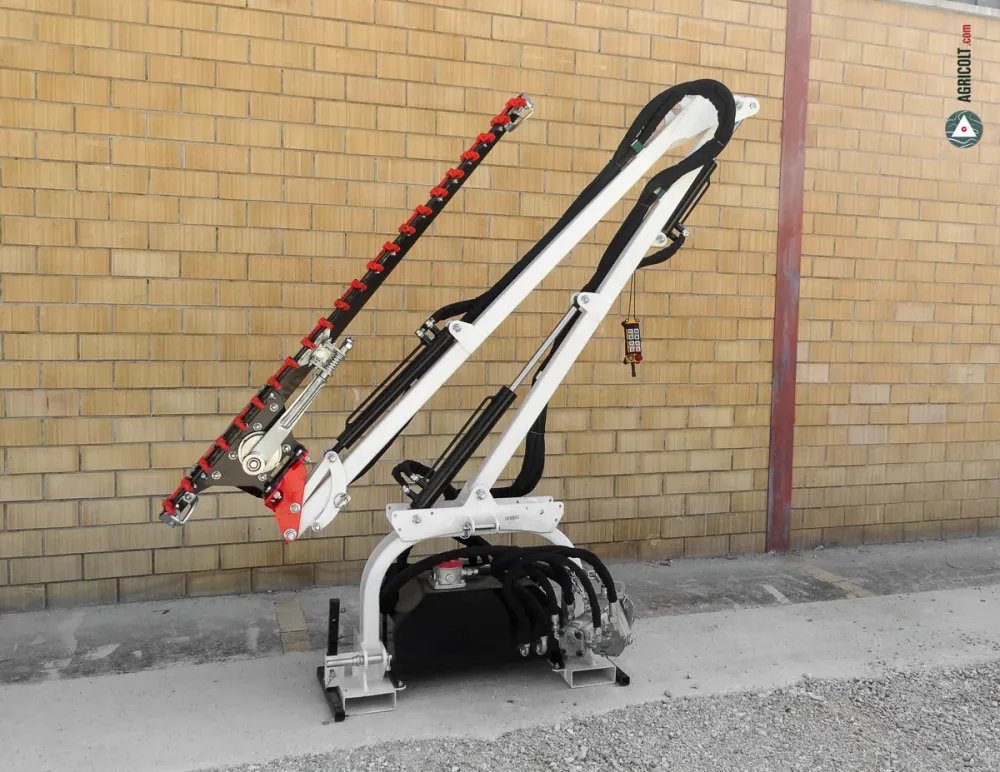 Taille-haies à bras série HRT-W à télécommande sans fil pour tracteurs de 20 à 60 ch