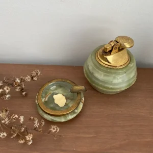 Briquet de table en Onyx et son minuscule cendrier assorti