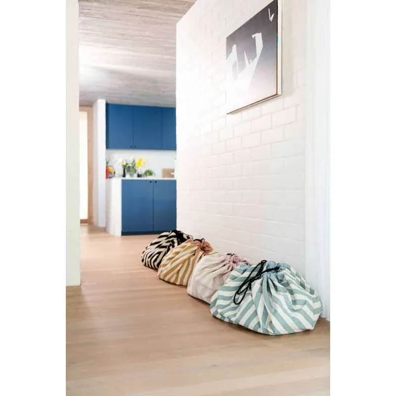 Play & Go Tapis de rangement - Rayures Noires