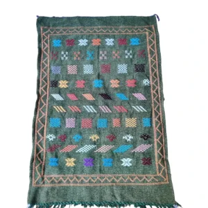 Tapis marocain vert bohème <br> 95x140 cm
